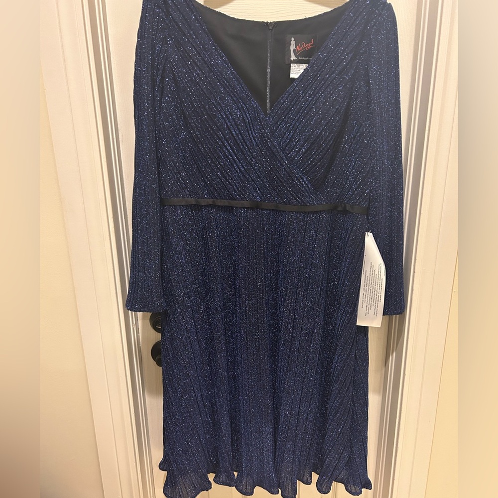 Mac Duggal sapphire sparkly cocktail dress NWT sz 16